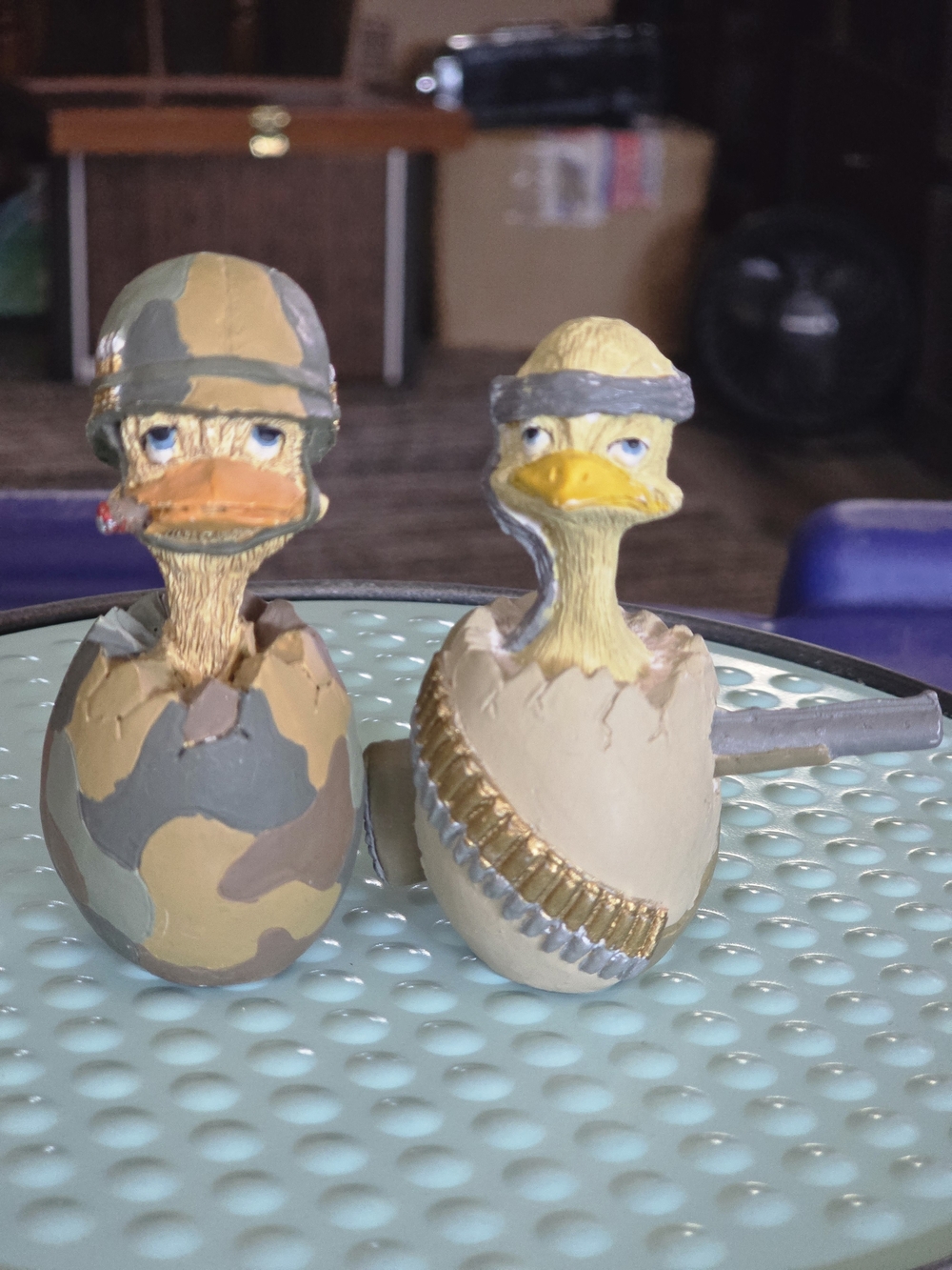 Eggbert and Friends Collectable Figurine - Malcolm Bowmer COMBAT CHICK 1989 & 92